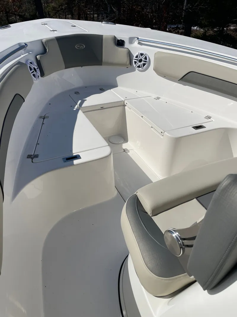 Slide: The Image of Key West 260 Center Console 2026 - 5