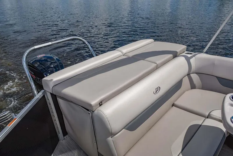 Slide: The Image of Manufacturer Provided Image: Princecraft Vectra 23 (2020) boat with comfortable seating on calm water. - 8