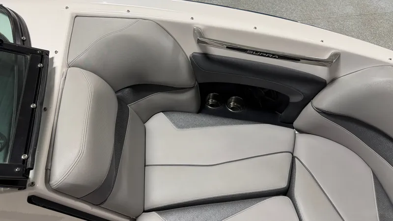 Slide: The Image of Supra SC400 2015 - 82