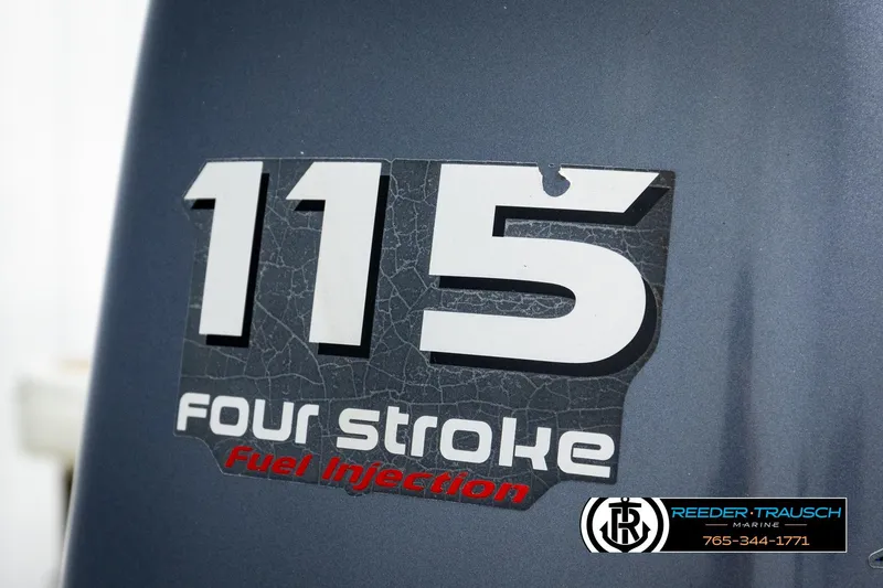 Slide: The Image of Godfrey SW2486 2011 model, 115 four-stroke fuel injection engine label. - 42