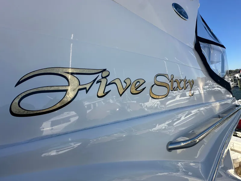 Slide: The Image of Sea Ray 560 Sedan Bridge 2002 - 6