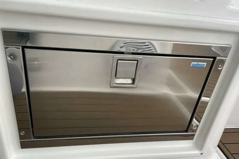 Slide: The Image of Stainless steel hatch on 2008 Cruisers Yachts 390 Express Coupe. - 23