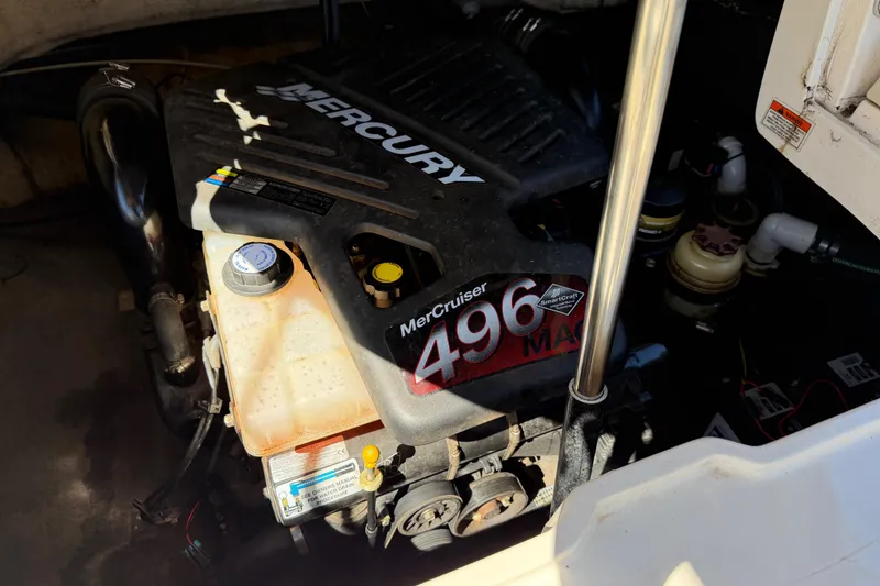 Slide: The Image of Engine compartment of a 2008 Bryant 268 boat with MerCruiser 496 MAG engine. - 15
