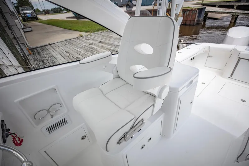 Slide: The Image of Captains Chair - 5