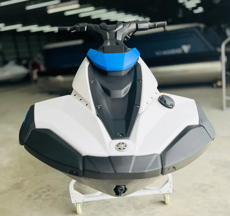 Slide: The Image of 2026 Yamaha WaveRunner JetBlaster in a garage. - 3
