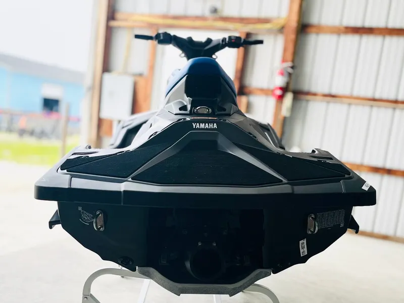 Slide: The Image of 2026 Yamaha WaveRunner JetBlaster in a garage. - 7