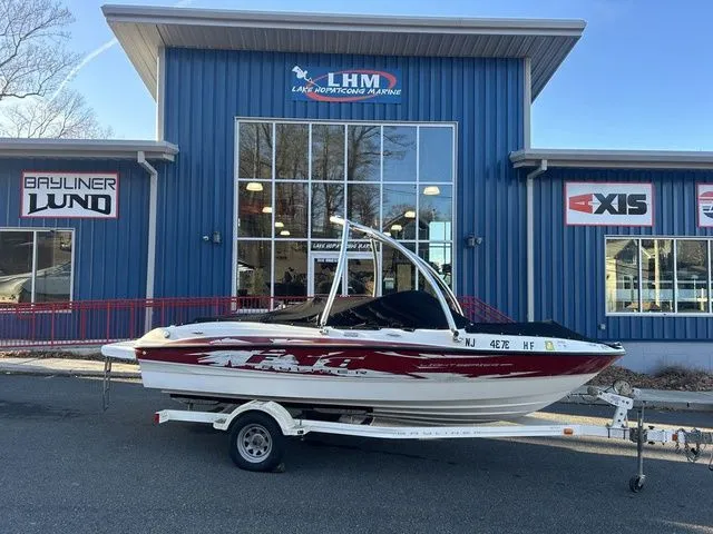 Slide: The Image of Bayliner 185 Bowrider 2009 - 10