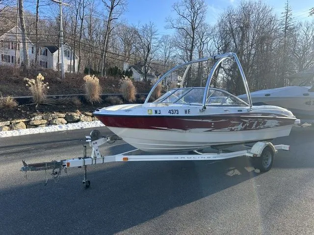 Slide: The Image of Bayliner 185 Bowrider 2009 - 12