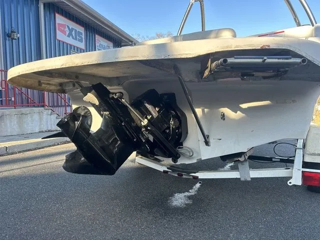 Slide: The Image of Bayliner 185 Bowrider 2009 - 4