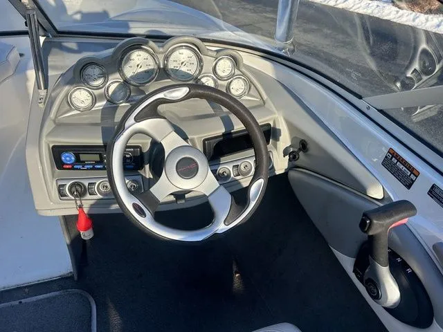 Slide: The Image of Bayliner 185 Bowrider 2009 - 7