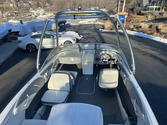 Slide: The Image of Bayliner 185 Bowrider 2009 - 8