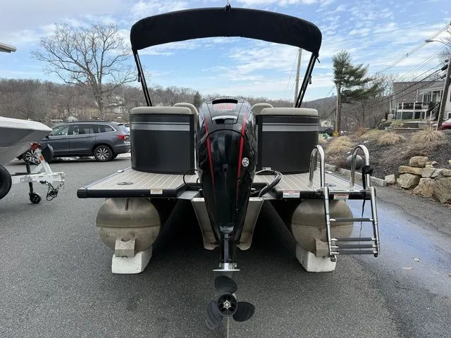 Slide: The Image of Viaggio By Misty Harbor Lago U L20U 2023 - 11