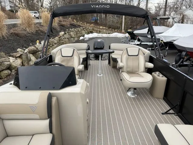 Slide: The Image of Viaggio By Misty Harbor Lago U L20U 2023 - 3