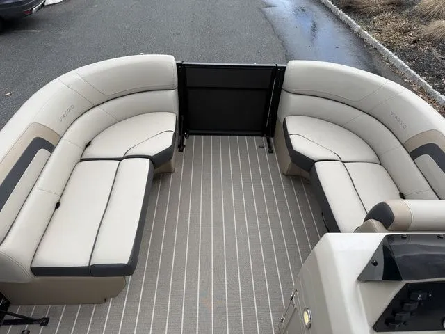 Slide: The Image of Viaggio By Misty Harbor Lago U L20U 2023 - 4