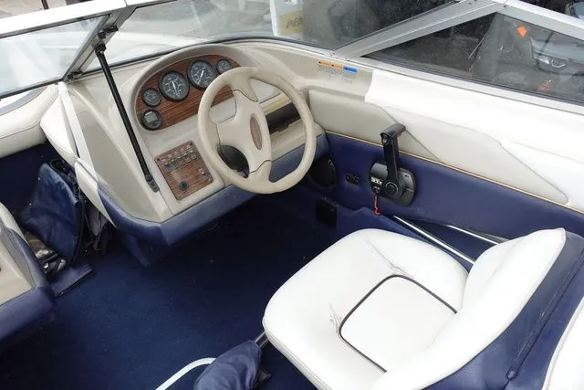 Slide: The Image of Bayliner 1700 Capri Bowrider 1996 - 7