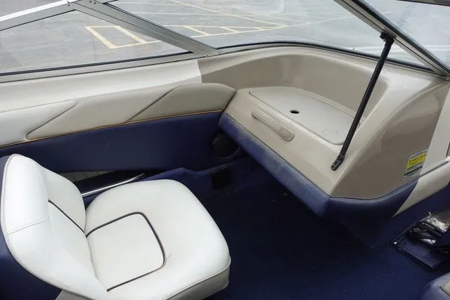 Slide: The Image of Bayliner 1700 Capri Bowrider 1996 - 9