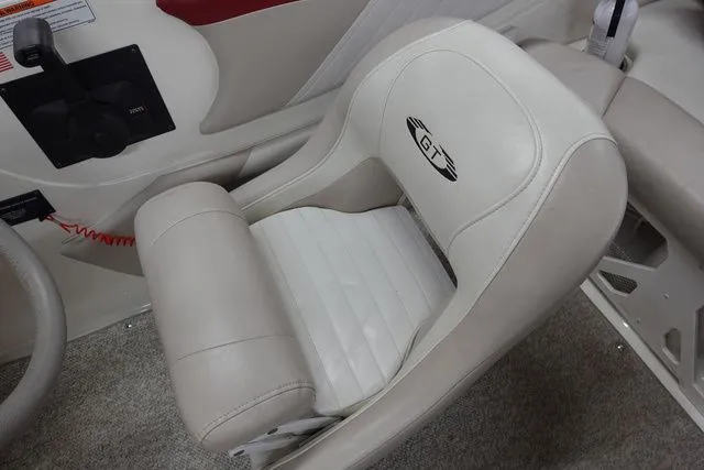 Slide: The Image of Glastron GT185 SKI/FISH 2007 - 8