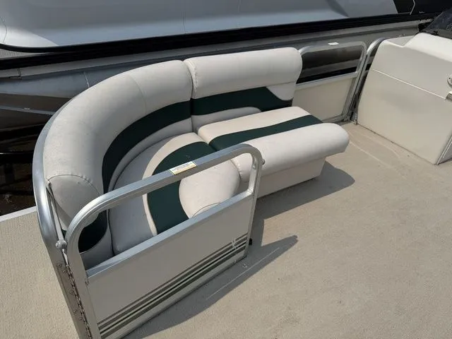 Slide: The Image of Misty Harbor 2085CR 2009 - 7