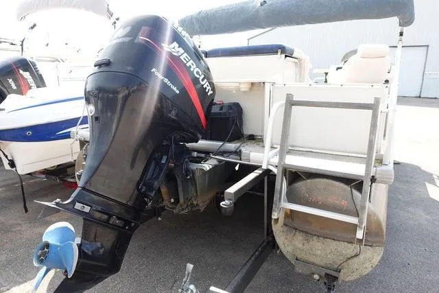 Slide: The Image of Misty Harbor 2085CF 2005 - 12