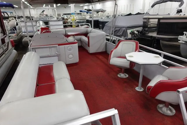 Slide: The Image of Crest Savannah 25' 1993 - 4