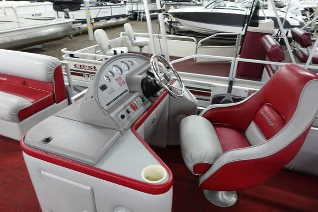 Slide: The Image of Crest Savannah 25' 1993 - 9