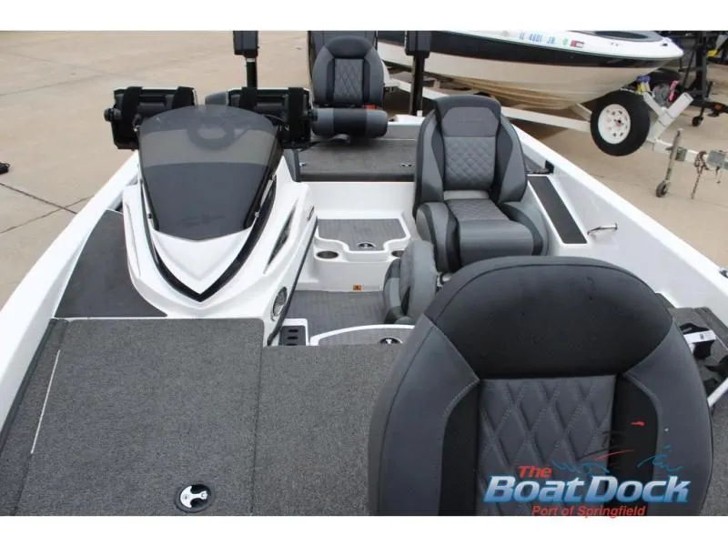 Slide: The Image of CX 18 SS 2021 - 17