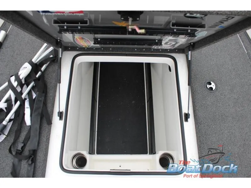 Slide: The Image of CX 18 SS 2021 - 19