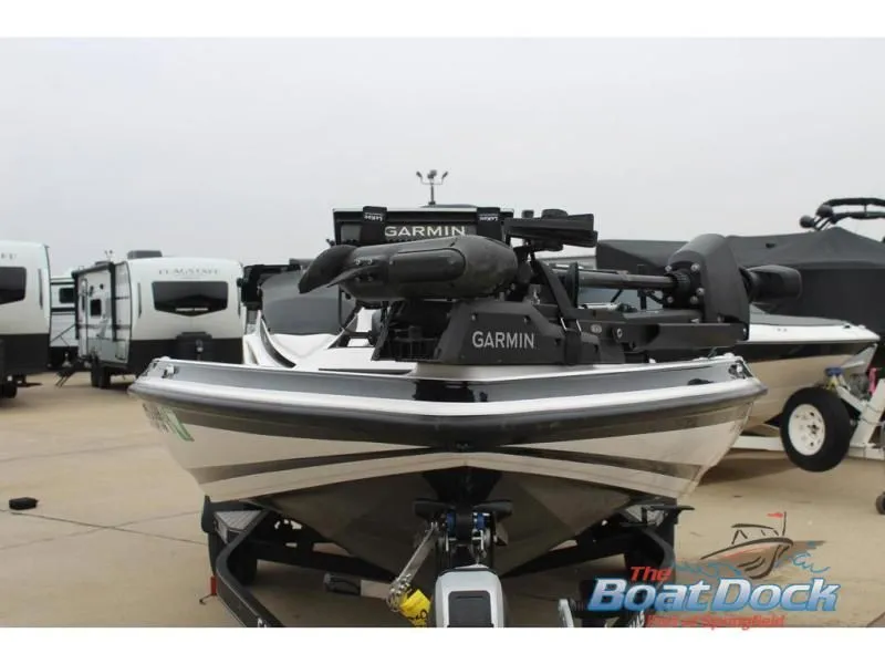 Slide: The Image of CX 18 SS 2021 - 3