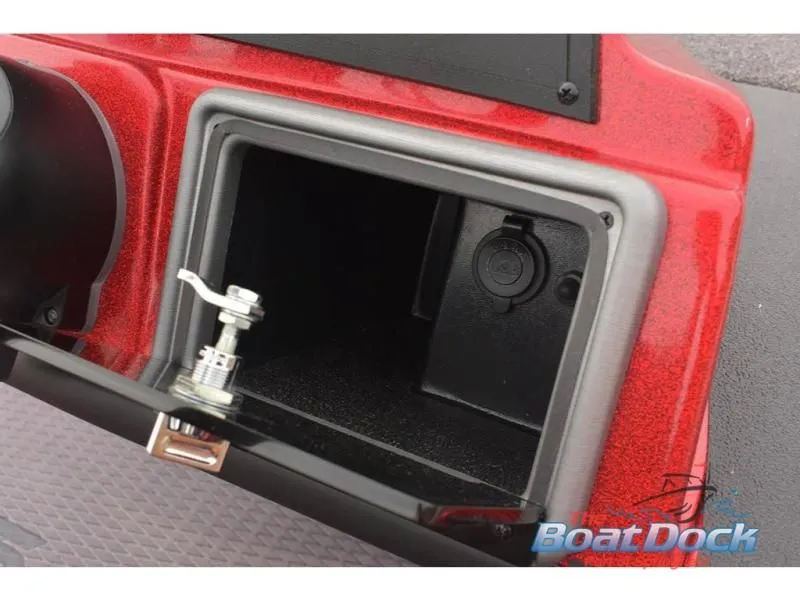 Slide: The Image of CX 18 SS 2021 - 41