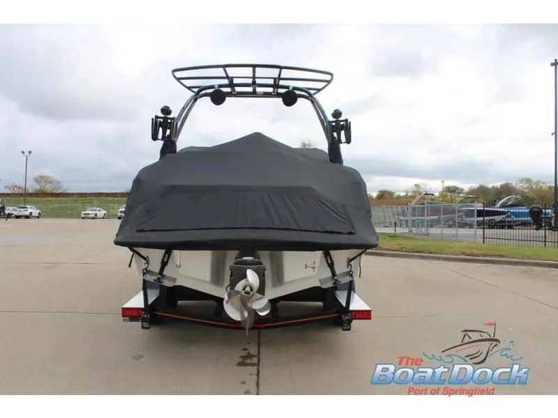 Slide: The Image of R Series R6 2024 - 14