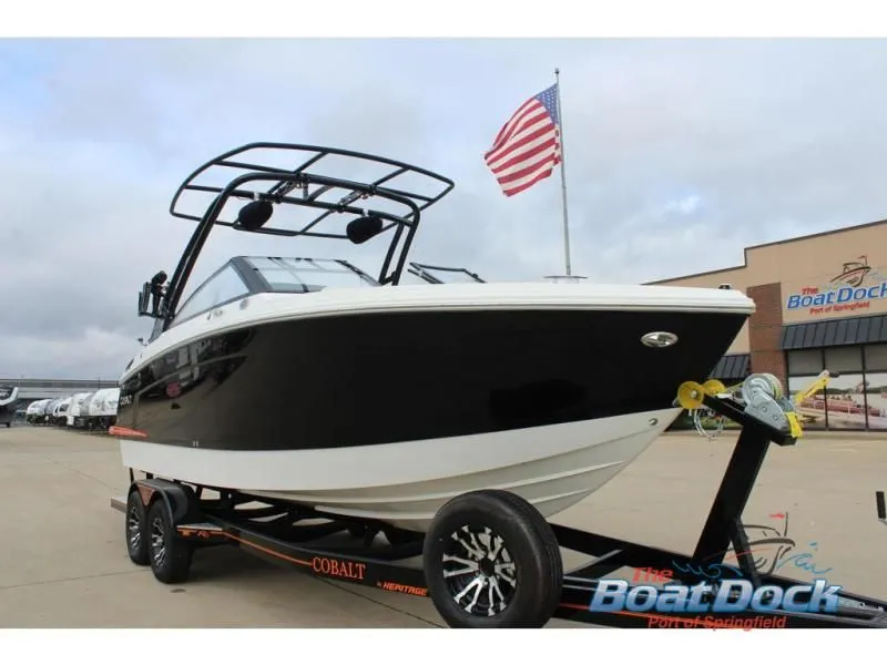 Slide: The Image of R Series R6 2024 - 3