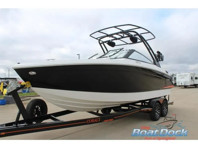 Slide: The Image of R Series R6 2024 - 6