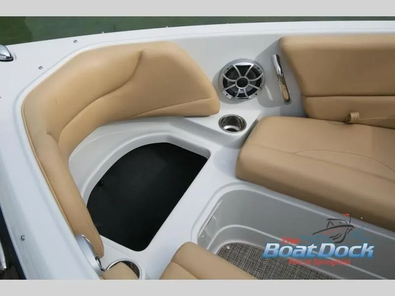 Slide: The Image of 205 SS 2019 - 30