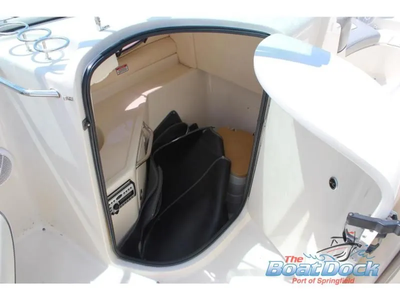 Slide: The Image of 270 Sundeck 2006 - 20