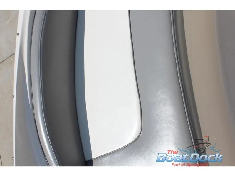 Slide: The Image of 270 Sundeck 2006 - 22