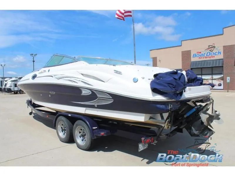 Slide: The Image of 270 Sundeck 2006 - 6