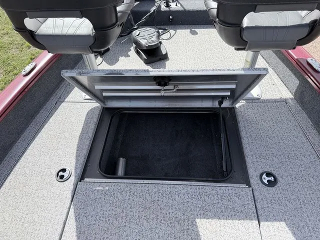 Slide: The Image of Tracker POR 175TF 2024 - 10