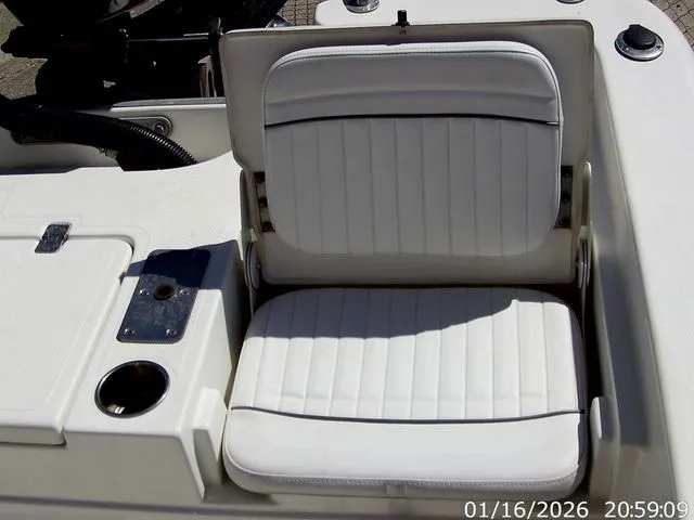 Slide: The Image of NauticStar 2200 TE PRO 2013 - 22