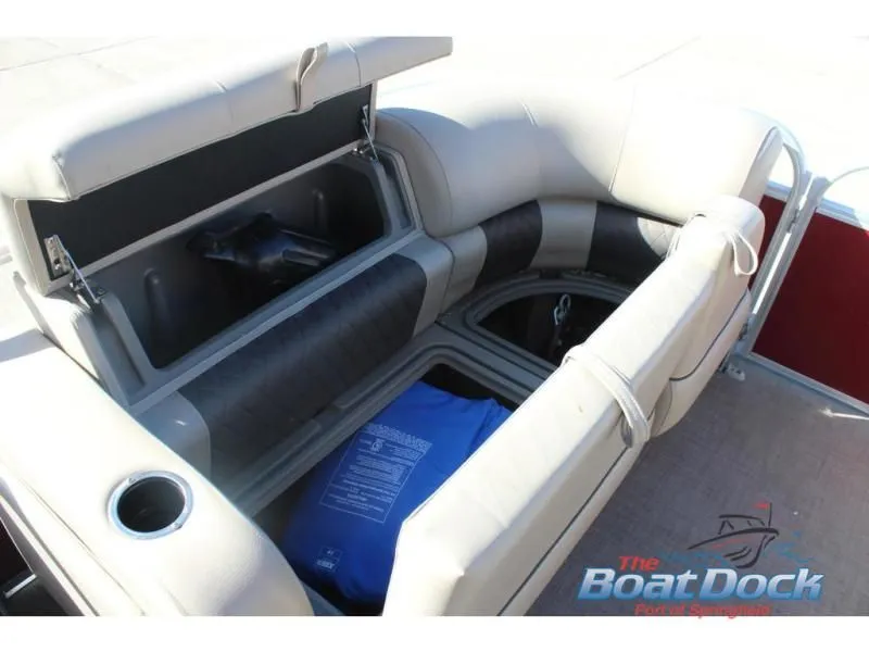 Slide: The Image of Party Barge 22 RF DLX 2023 - 21