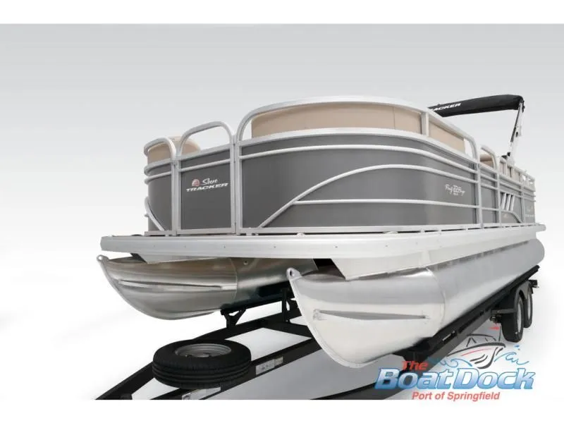 Slide: The Image of Party Barge 22 RF DLX 2023 - 32