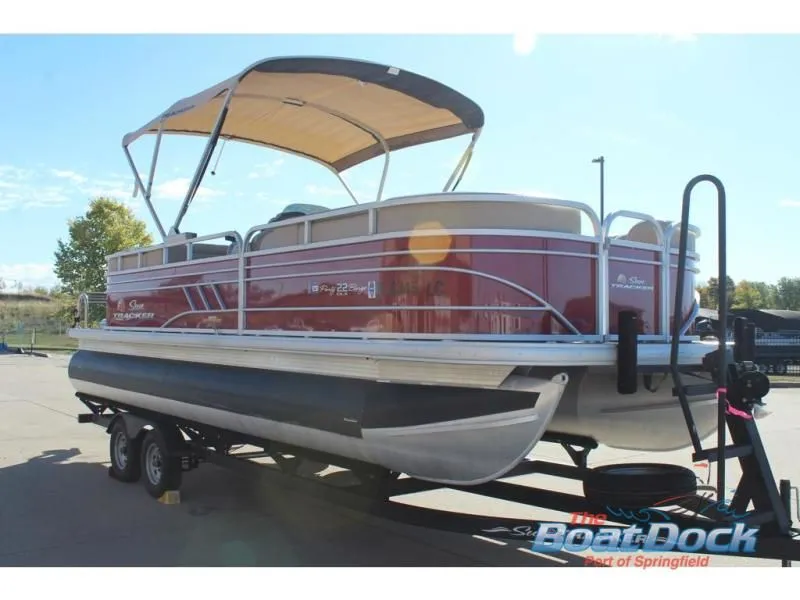 Slide: The Image of Party Barge 22 RF DLX 2023 - 4