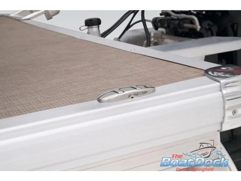 Slide: The Image of Party Barge 22 RF DLX 2023 - 65