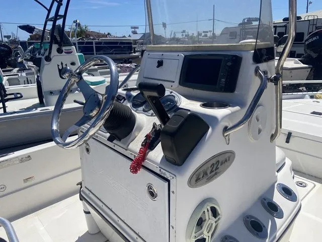 Slide: The Image of Skeeter ZX 22 Bay T 2012 - 4