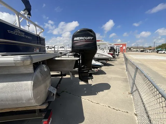 Slide: The Image of Sun Tracker 22 PB 2014 - 5