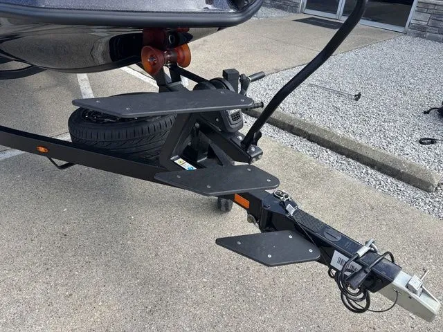 Slide: The Image of Ikon VLX 20 2025 - 12