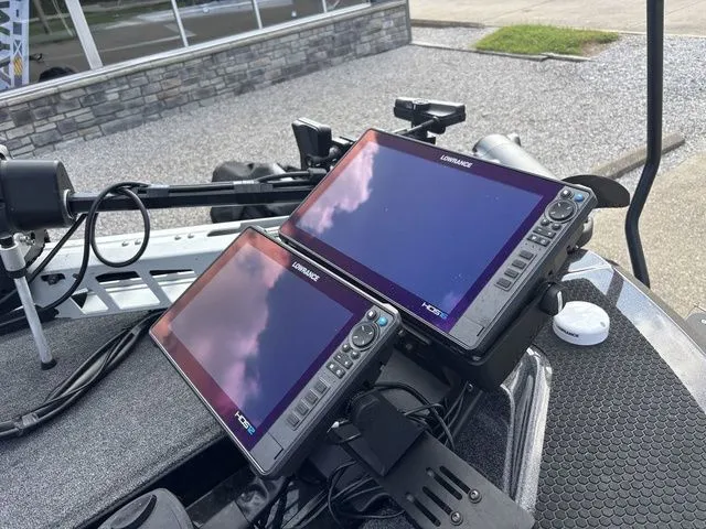 Slide: The Image of Ikon VLX 20 2025 - 15