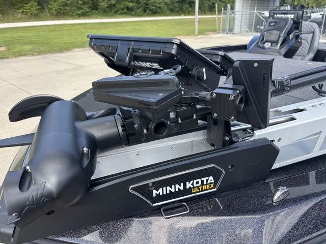 Slide: The Image of Ikon VLX 20 2025 - 16