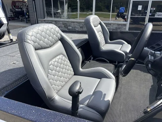 Slide: The Image of Ikon VLX 20 2025 - 9