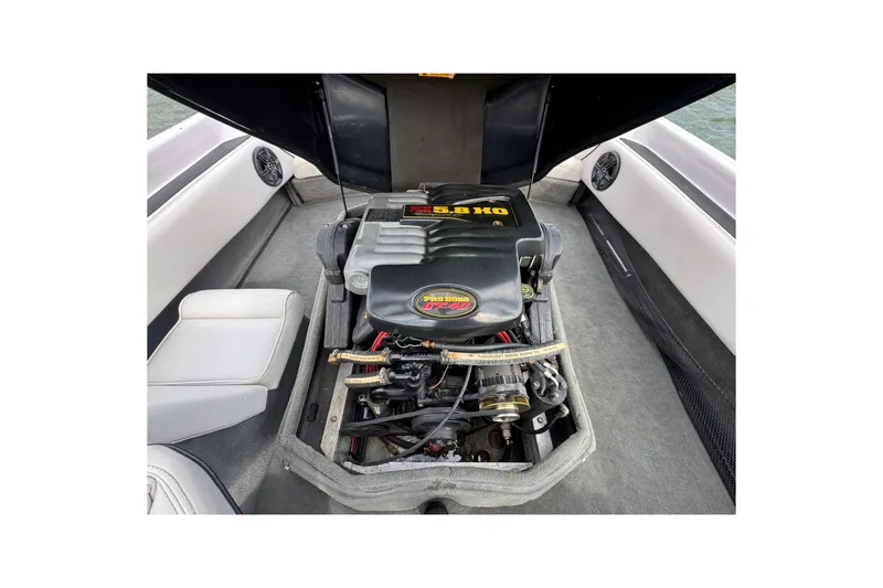 Slide: The Image of Engine compartment of a 2000 Correct Craft Super Air Nautique boat. - 19