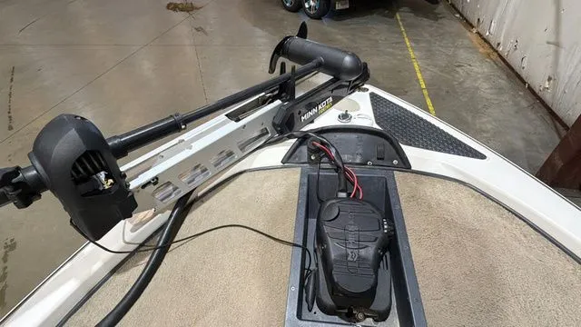 Slide: The Image of Skeeter ZX202C W/Yamaha 200 1999 - 16